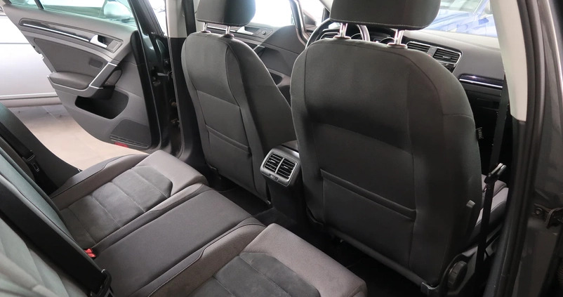 Volkswagen Golf cena 59700 przebieg: 199973, rok produkcji 2019 z Skoki małe 92